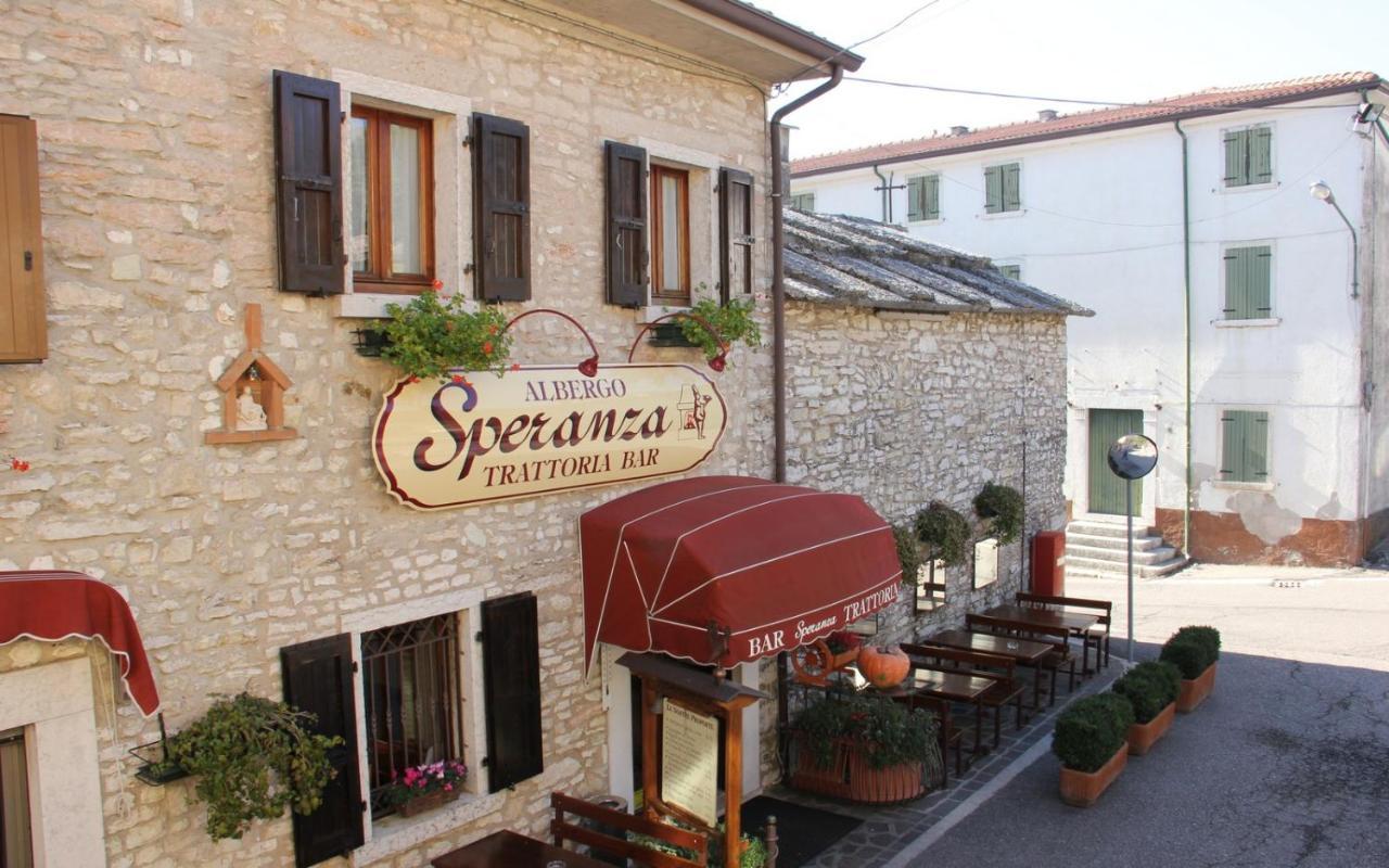 Albergo Speranza Spiazzi Di Monte Baldo Spiazzi Di Caprino Экстерьер фото
