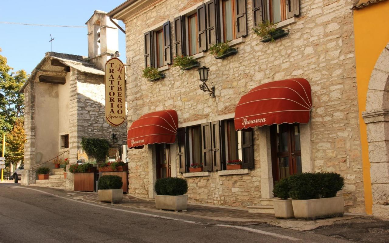 Albergo Speranza Spiazzi Di Monte Baldo Spiazzi Di Caprino Экстерьер фото