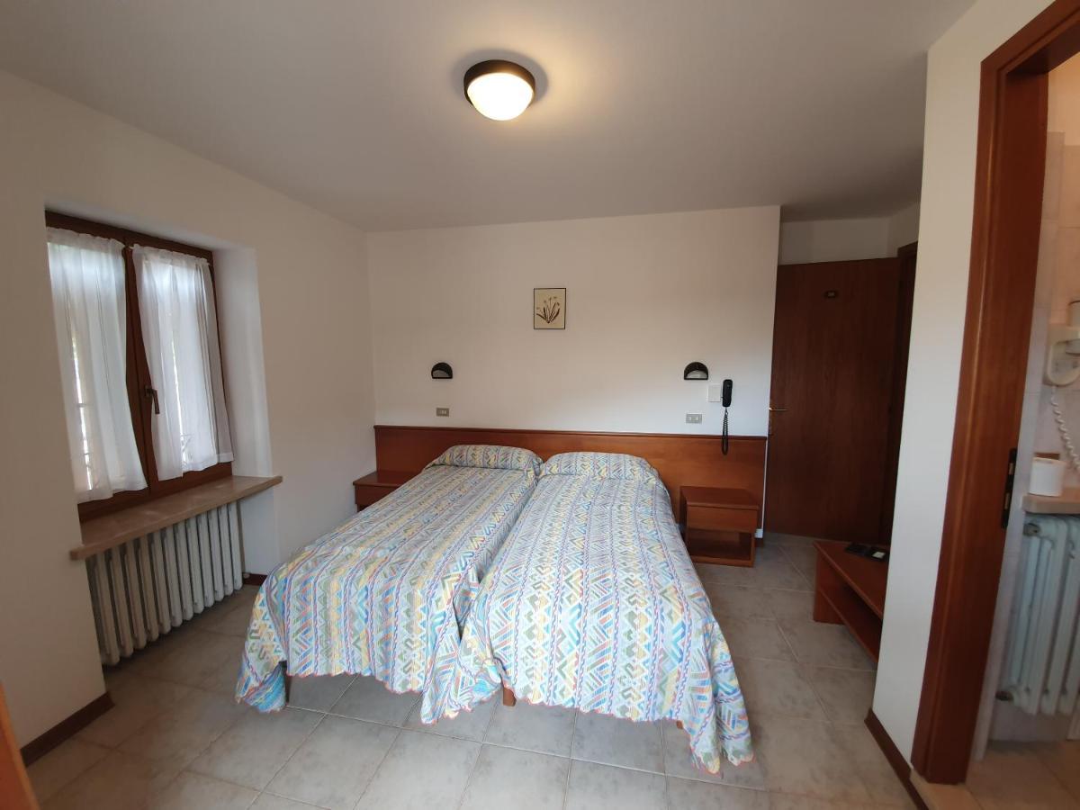 Albergo Speranza Spiazzi Di Monte Baldo Spiazzi Di Caprino Экстерьер фото